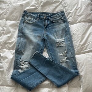 American Eagle Distressed Blue Jeans for Women size 2 short